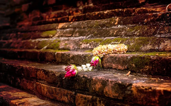 wedding garland or jasmine bundle Place of worship