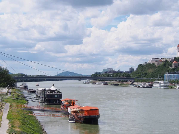 View of the capital of Slovakia Bratislava and the beautiful river Danube — Stock Photo, Image