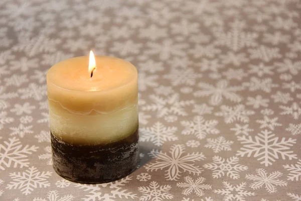 Burning candle, Christmas decoration — Stock Photo, Image