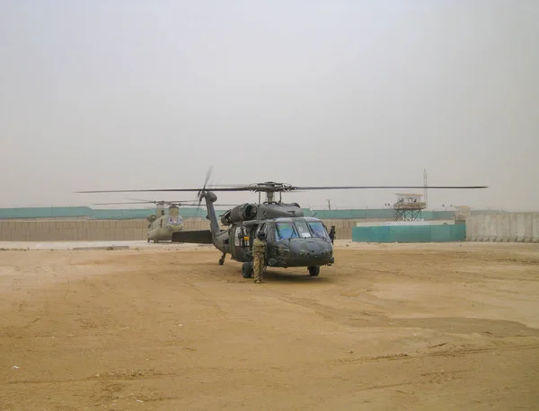 2017 년에서 아프가니스탄에서 헬리콥터 — 스톡 사진