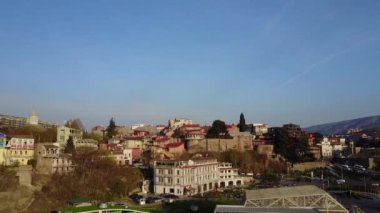 Eski Tbilisi ortasına. Rike park. Bölüm 2