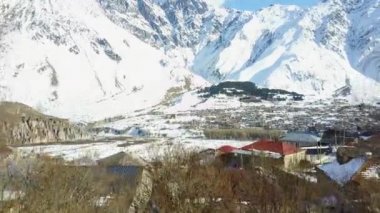 Stepantsminda ve Kazbek. Bölüm 1