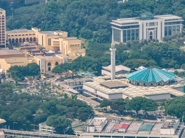 Kuala Lumpur, Malezya - 07 Ekim 2017: Ulusal Mosqu görünümünü