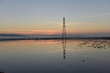 Amanecer desde una carretera nacional de Endülüs