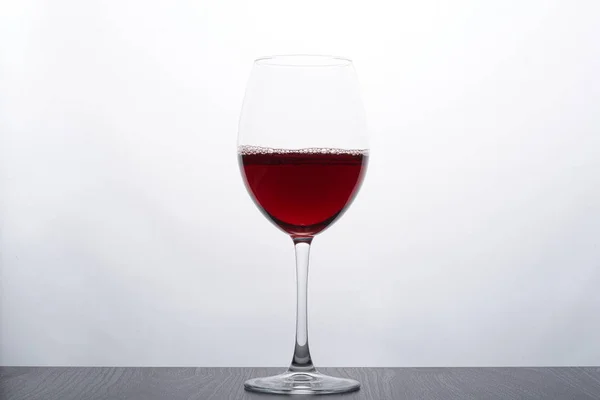 Copo Vinho Tinto Isolado Sobre Fundo Branco — Fotografia de Stock