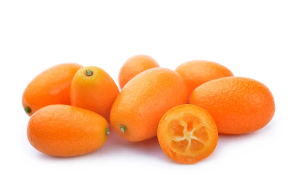 Fruits frais du kumquat isolés — Photo
