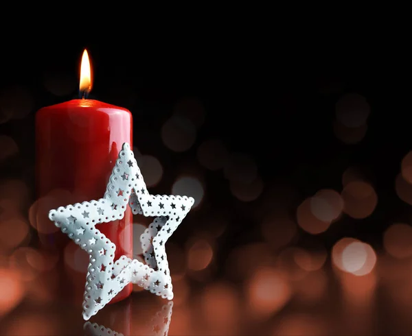 Juldekorationer Form Stjärna Och Brinnande Ljuset — Stockfoto
