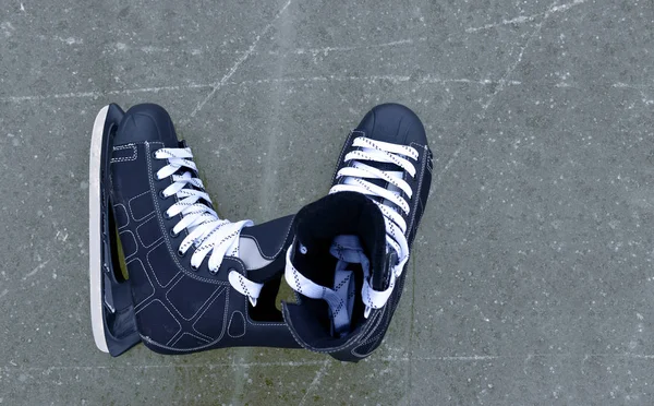 Pair Hockey Skates Ice Rink — Stock Photo, Image