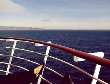 bir teknede rahatlatıcı.