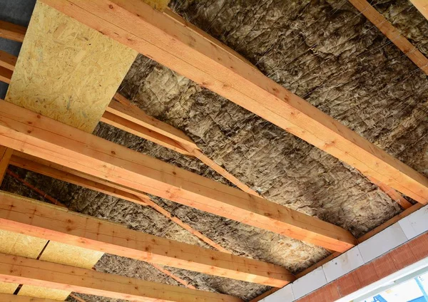 Roof attic insulation — Stock Photo, Image