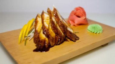 sashimi akne dilimleri