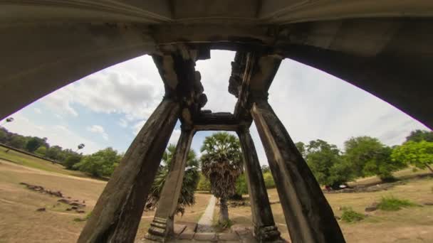 Angkor qué timelapse usando lente de ojo de pez — Vídeo de stock