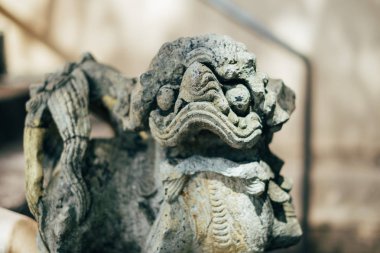 Aslan heykeli Temple güneş ışığı ile