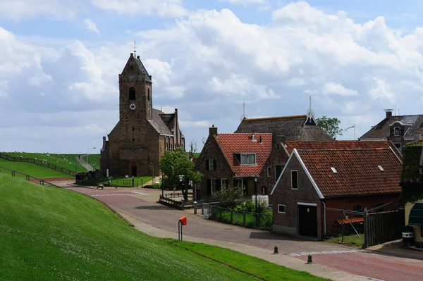 Liten kyrka i Wierum — Stockfoto