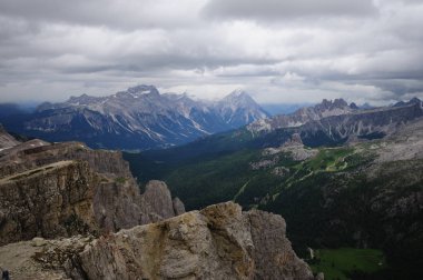 Dolomites'in dağlar