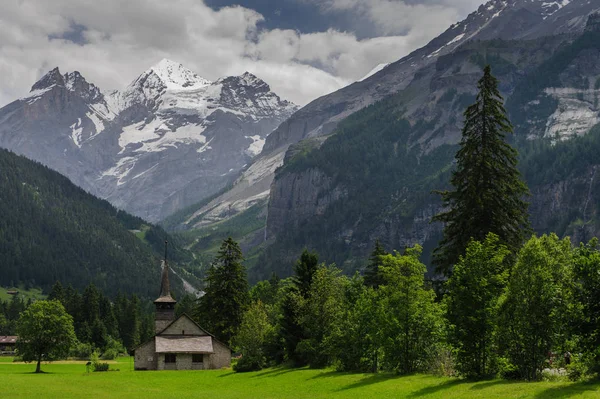 Mountain Scene in Switserland — Stock Photo, Image