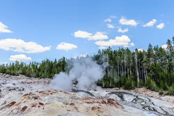 Kotlina Norris Geyser — Zdjęcie stockowe