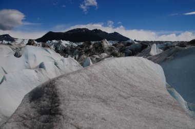 El Chalten yakınındaki Viedma Buzulu