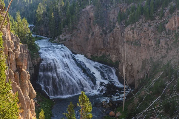 Chutes Gibbon dans le parc national Yellowstone — Photo