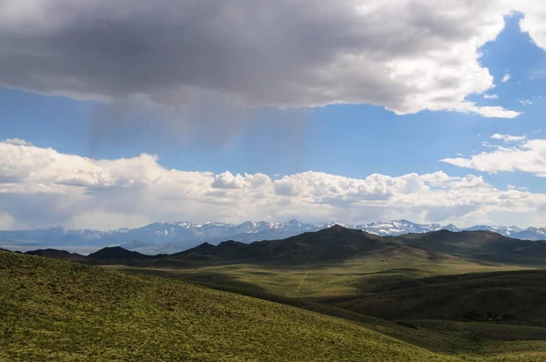 Sierra Nevada dağ silsilesi — Stok fotoğraf