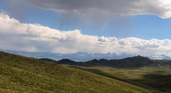 Sierra Nevada dağ silsilesi — Stok fotoğraf