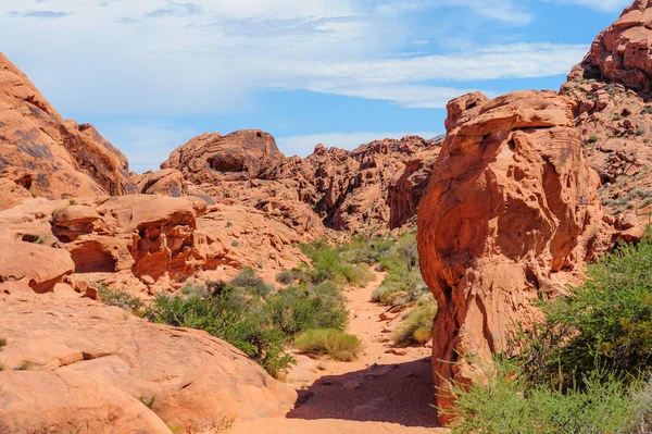 renkli kaya oluşumları