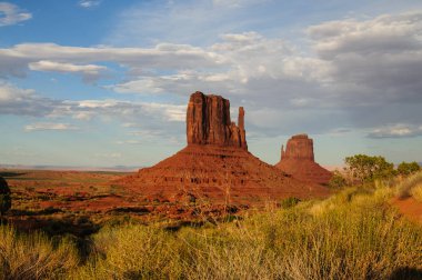 gün batımında anıt Vadisi