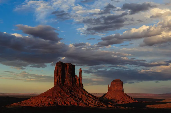 Monument Valley em Sunset — Fotografia de Stock