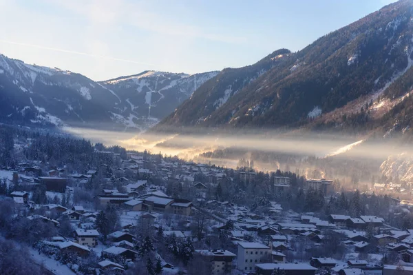 Monte Bianco su un pomeriggio d'inverno soleggiato — Foto Stock