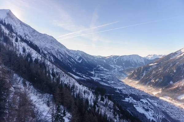 Mont Blanc na słonecznej Afernoon zimowe — Zdjęcie stockowe