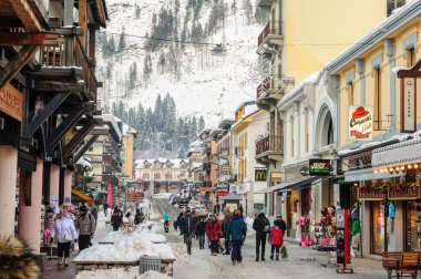 Bir Noel günü karlı Chamonix de Mont Blanc