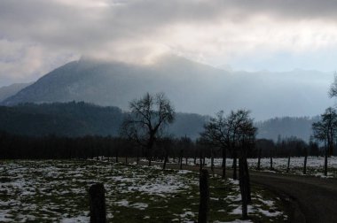Güney Fransa Savoy bölgede kışın.