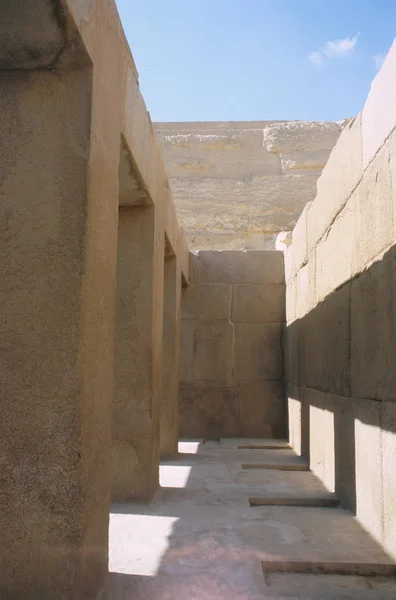 Великі піраміди в Гізі — стокове фото