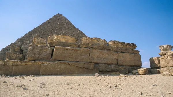 Giza, piramitlerin — Stok fotoğraf