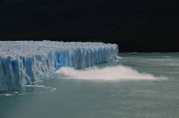 Ellés, a Perito Moreno gleccser jég — Stock Fotó