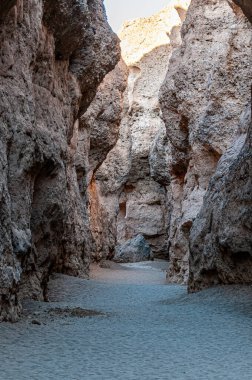 Gün batımında Sesriem kanyonu