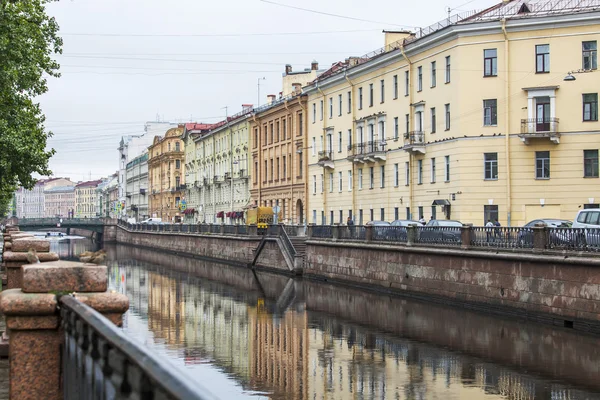 St. Petersburg, Rusko, 21 srpna 2016. Architektonický komplex Gribojedov Canal nábřeží. — Stock fotografie