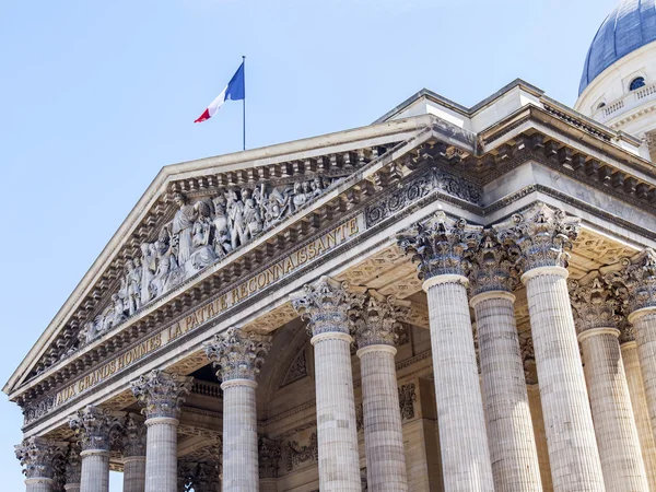 Párizs, Franciaország, a július 9, 2016-ban. Építészeti részlet a párizsi Pantheon — Stock Fotó