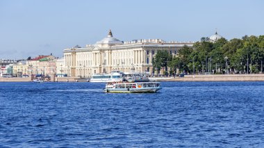 St Petersburg, Rusya, üzerinde 21 Ağustos 2016. Neva Embankment mimari kompleks