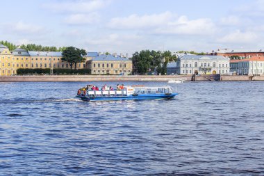 St Petersburg, Rusya, üzerinde 21 Ağustos 2016. Neva Embankment mimari kompleks