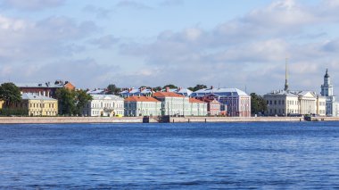 St Petersburg, Rusya, üzerinde 21 Ağustos 2016. Neva Embankment mimari kompleks