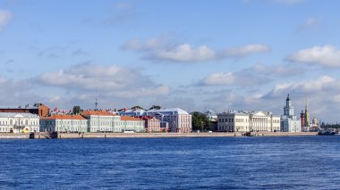 St Petersburg, Rusya, üzerinde 21 Ağustos 2016. Neva Embankment mimari kompleks