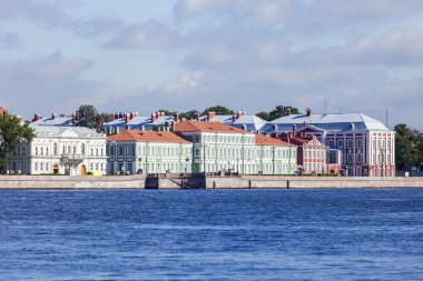 St Petersburg, Rusya, üzerinde 21 Ağustos 2016. Neva Embankment mimari kompleks