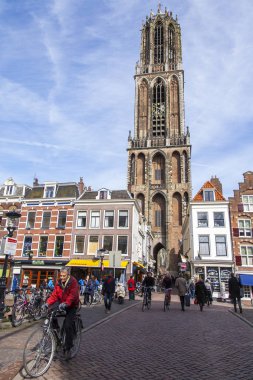 Utrecht, Hollanda, 30 Mart 2016 üzerinde. Kentsel görünümü. Uzaktan katedral Kulesi