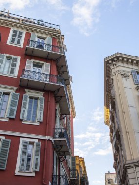  Güzel, Fransa, 6 Ocak 2017. Şehir mimarisinin tipik ayrıntıları