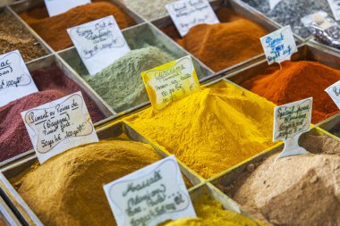 Baharat Akdeniz piyasada satışı