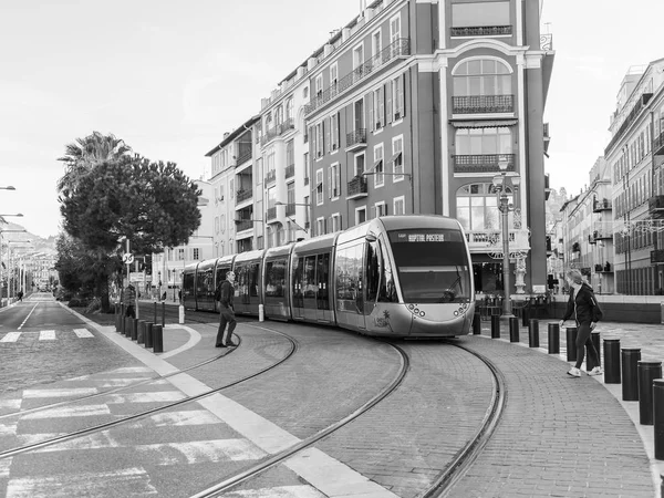 NICE, FRANCE, on JANUARY 8, 2017. The modern high-speed tram goes on the city street — Stock Photo, Image