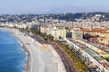 Güzel, Fransa, üzerinde 9 Ocak 2017. Promenade des Anglais - en güzel şehirlerden ana dolgu parlak sabah bilir dünya