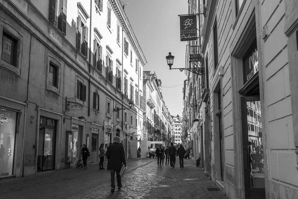 ローマ、イタリア、2017 年 3 月 5 日に。都市景観。美しい建物は都心の通りの魅力的な建築の複合体を作る. — ストック写真