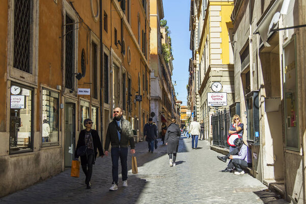 РИМ, Италия, 5 марта 2017 года. Город пейзаж. Красивые здания делают привлекательный архитектурный комплекс улицы в центре города
.